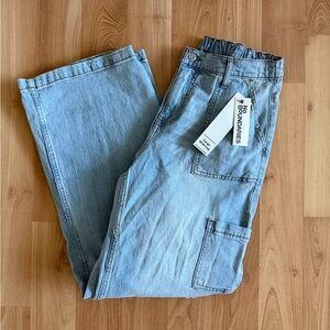 No Boundaries wide leg denim cargo pants